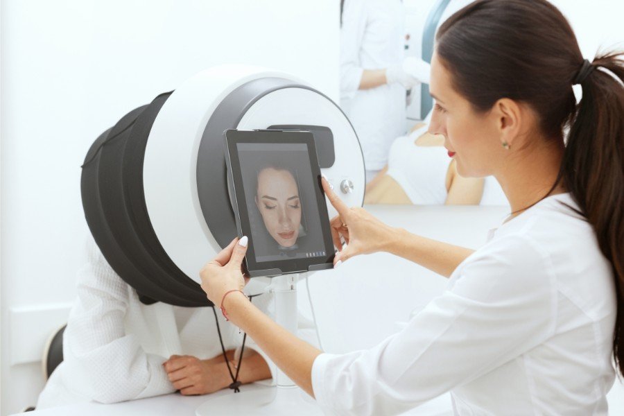 New! Přístrojová analýza pleti se slevou 65% Image